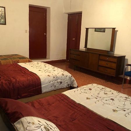 Hostal La Espanola Parras Parras de la Fuente Exterior foto